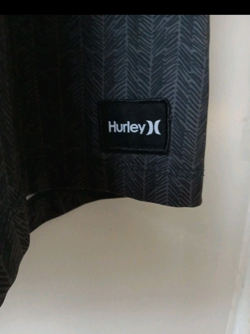 Hurley Men's Black Swim Trunks with Rainbow Stripe Y2K  Sz 33